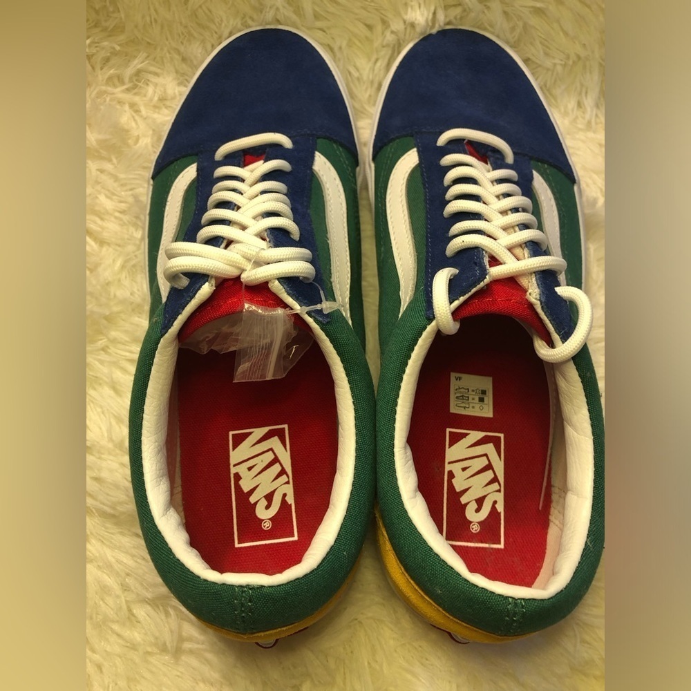 Vans Men's Blue Green Yellow and Red Sneakers Men’s size 10.5 NWOT - Picture 10 of 16